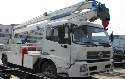 東風(fēng)天錦20米高空作業(yè)車圖片