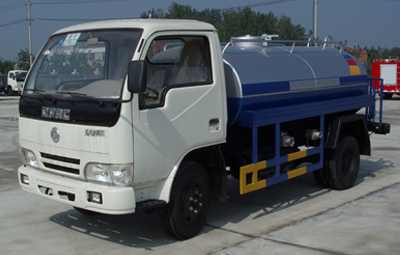 東風(fēng)金霸灑水車